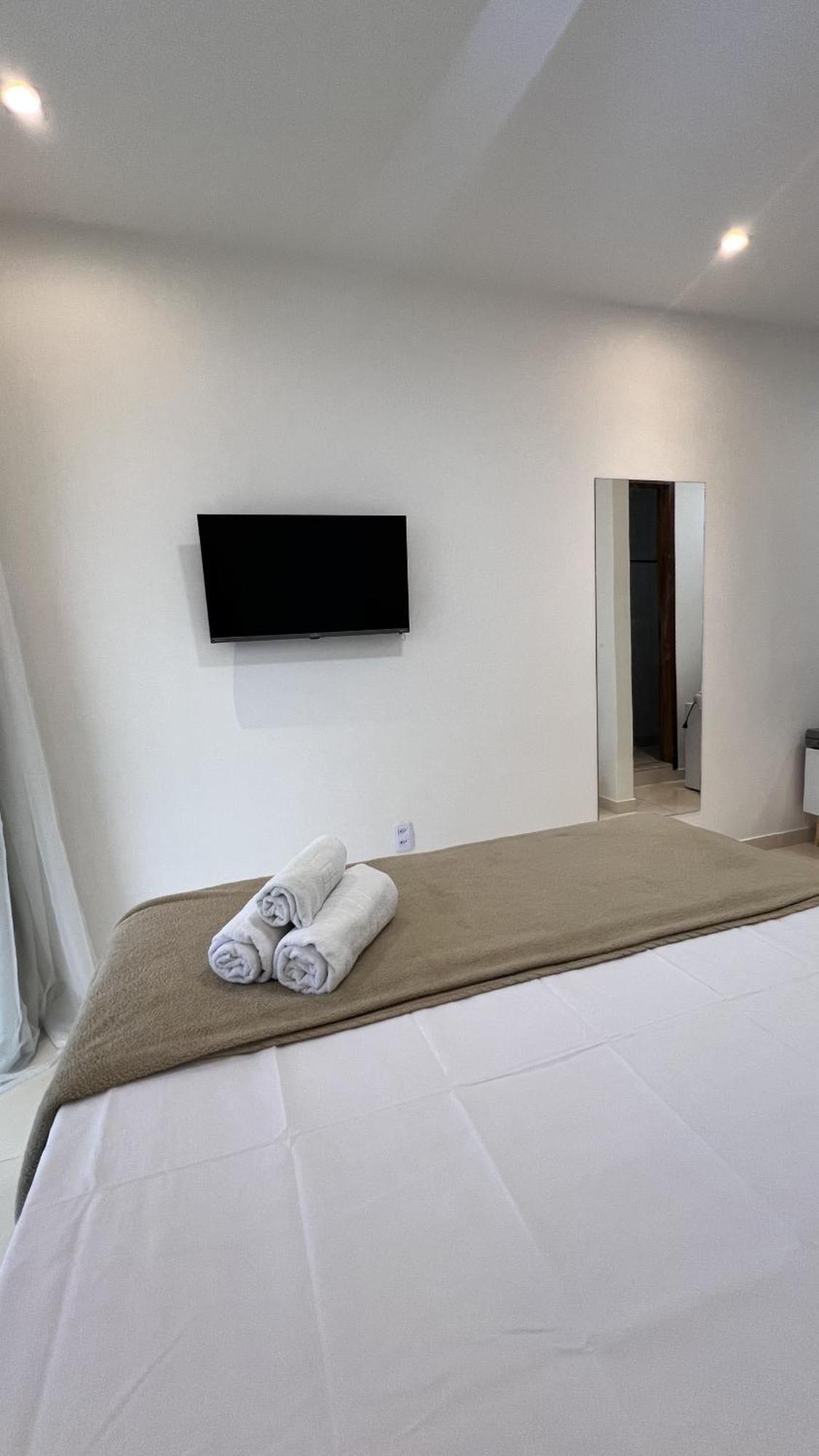 Apartamentos Com Vista Para O Mar - Mirante Do Marinas 安格拉杜斯雷斯 外观 照片