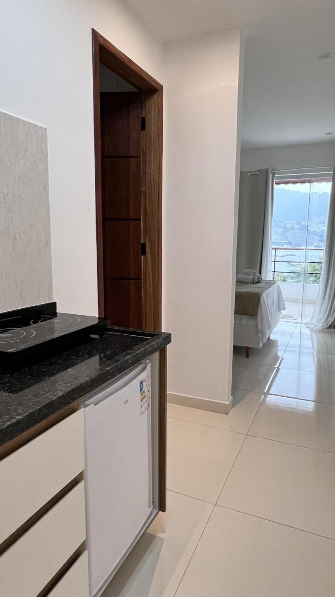 Apartamentos Com Vista Para O Mar - Mirante Do Marinas 安格拉杜斯雷斯 外观 照片