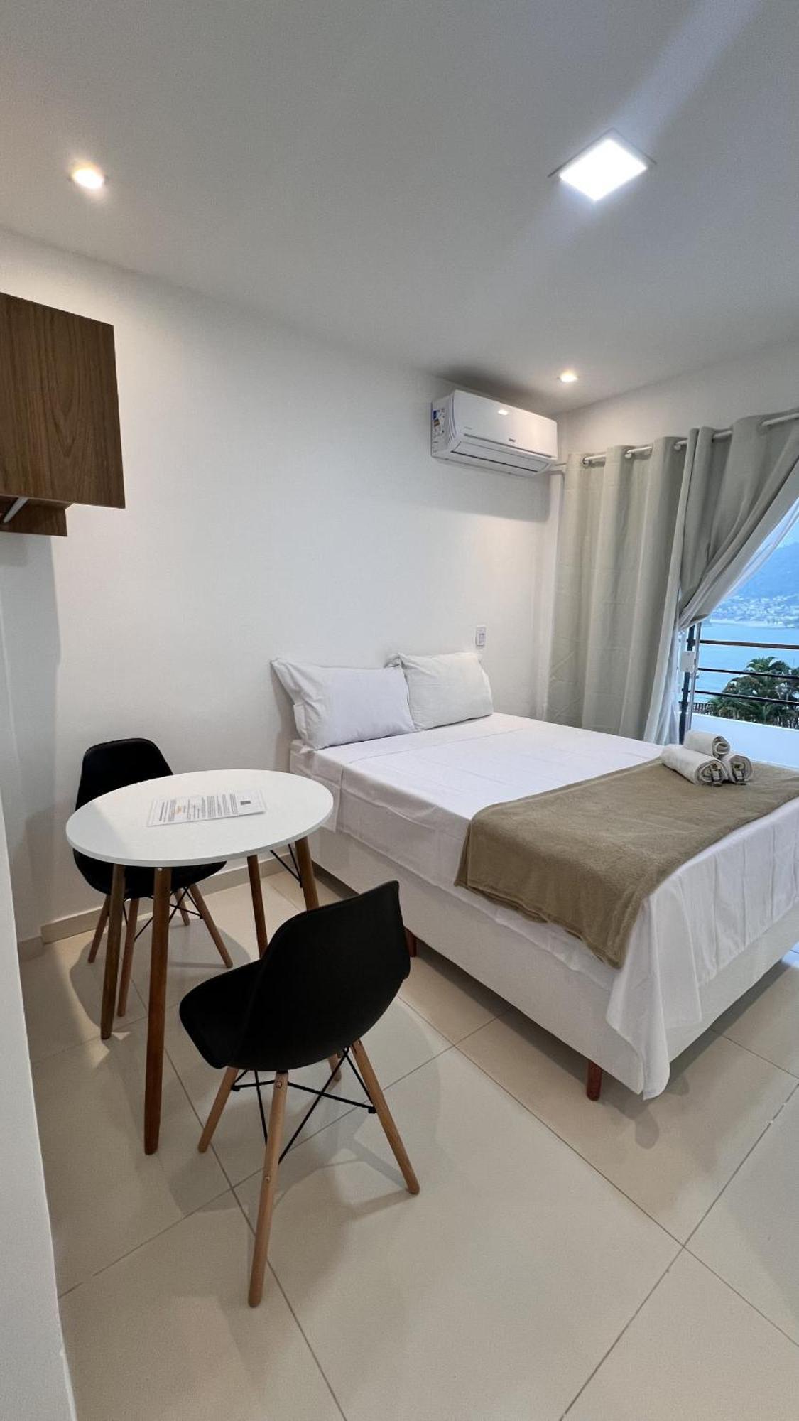 Apartamentos Com Vista Para O Mar - Mirante Do Marinas 安格拉杜斯雷斯 外观 照片