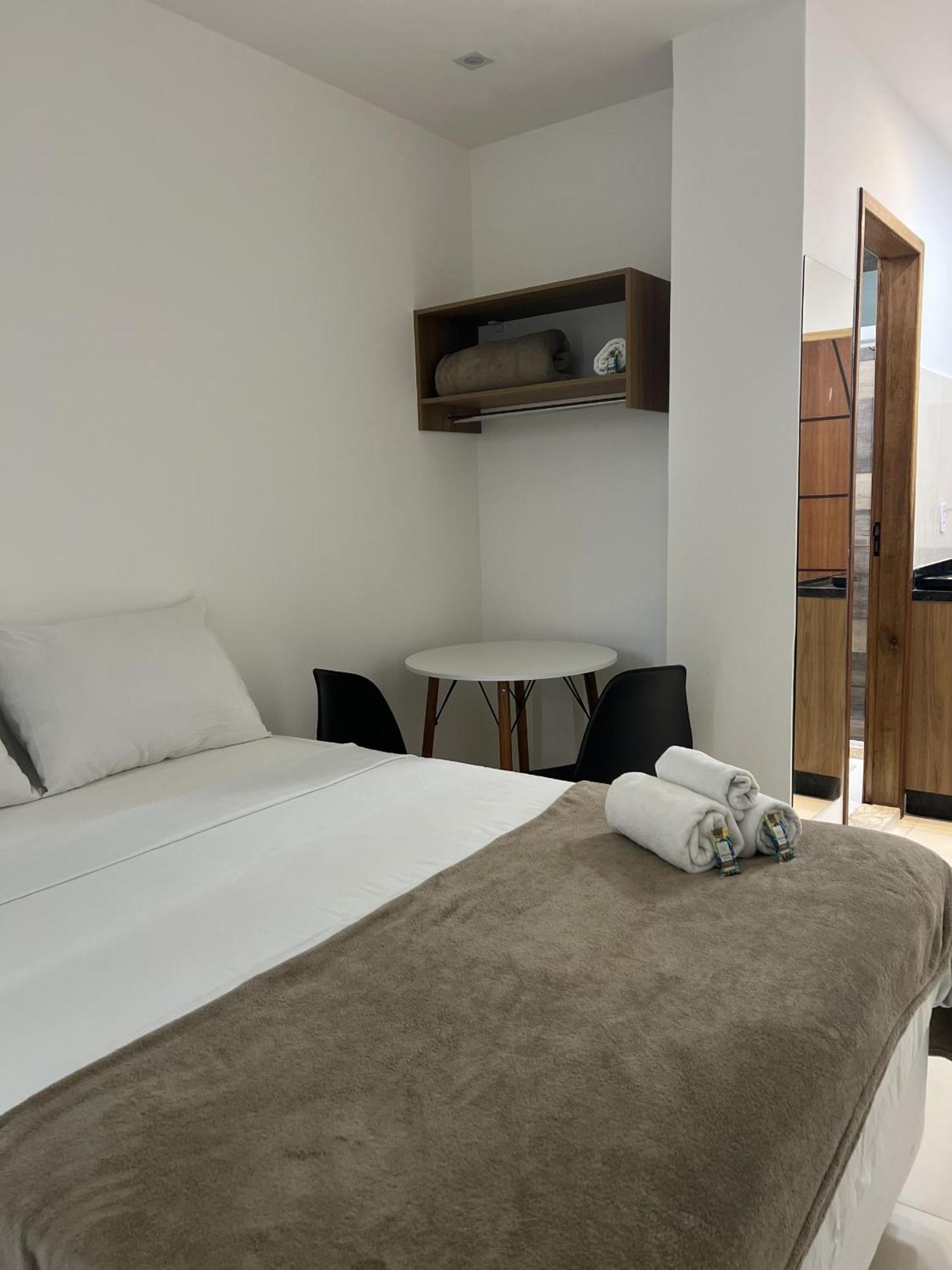 Apartamentos Com Vista Para O Mar - Mirante Do Marinas 安格拉杜斯雷斯 外观 照片