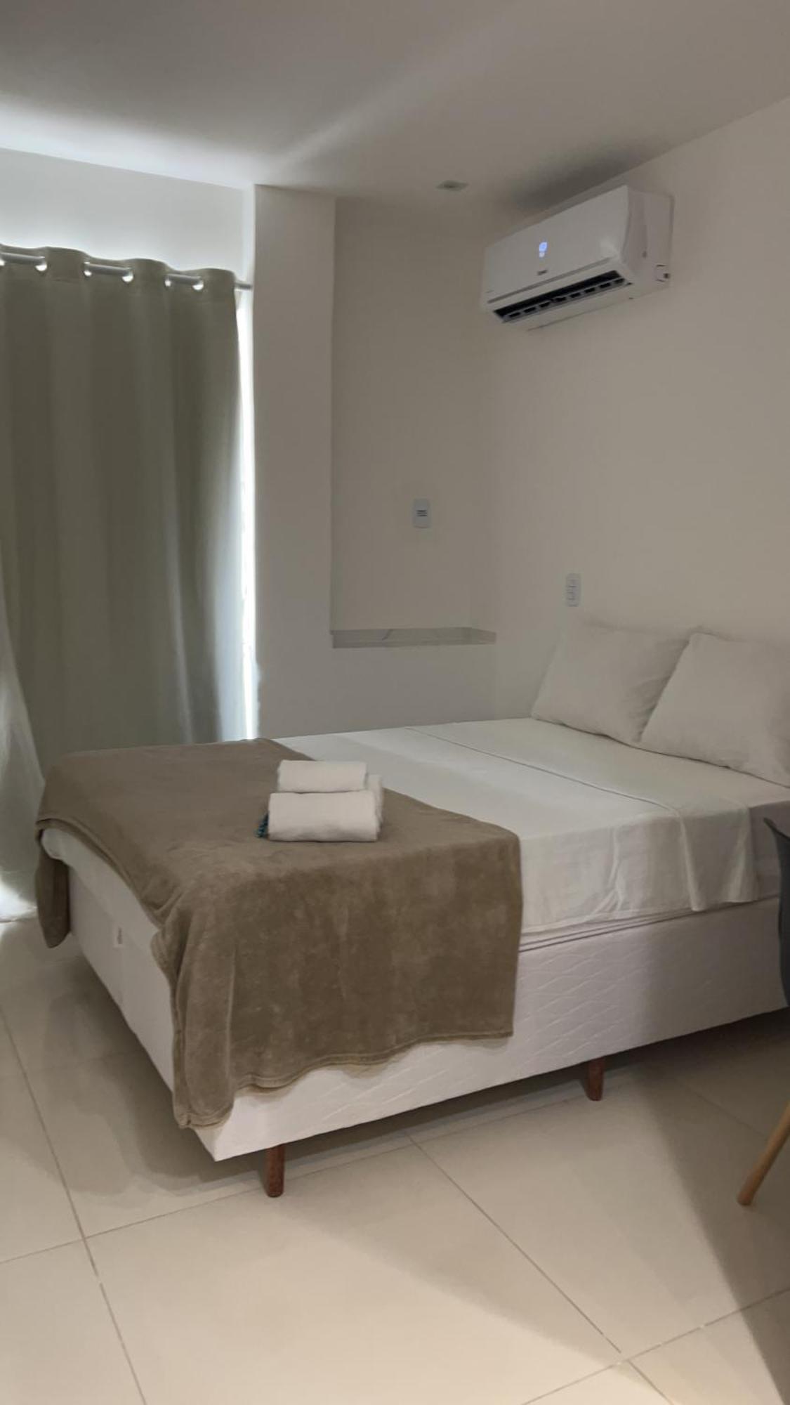 Apartamentos Com Vista Para O Mar - Mirante Do Marinas 安格拉杜斯雷斯 外观 照片